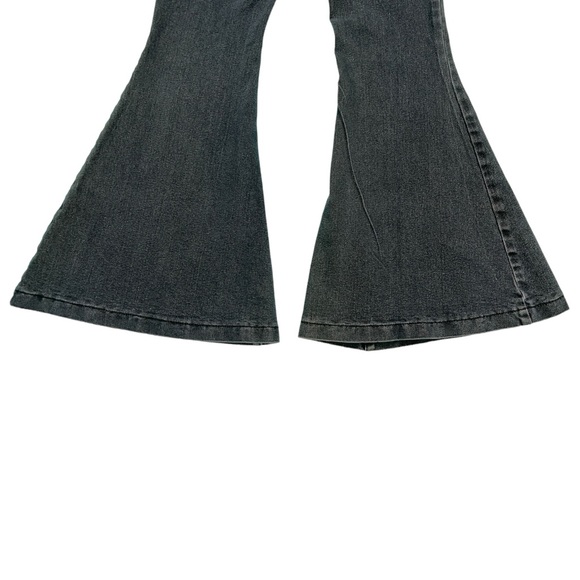 Cloud Ten Bell Bottom Jeans High Rise Size Medium Faded Black Super Flar… - Picture 7 of 9
